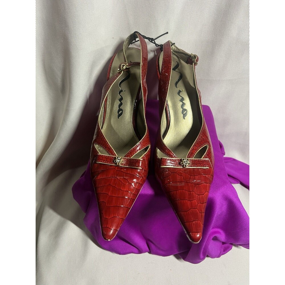 Nina red & Gold bow patent Women's Pumps Heels Size 8 - 38